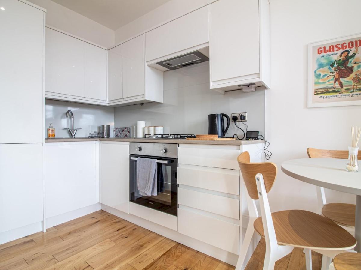 Modern 1Br Apartment In Heart Of West End Glasgow Zewnętrze zdjęcie